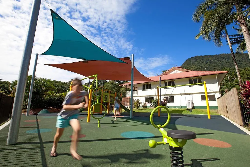 Cairns Crystal Cascades Holiday Park 4*,