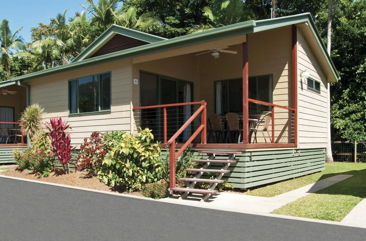 Cairns Crystal Cascades Holiday Park 4*,